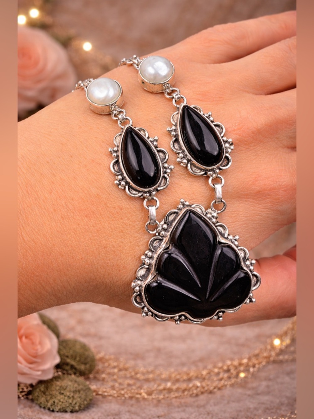 🖤Vintage Carved Black Onyx & Pearl Bold Statement Necklace • Sterling Silver 925 - Picture 3 of 6